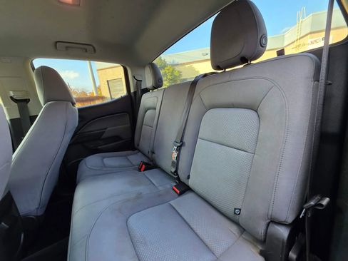 Used 2019 Chevrolet Colorado W/T w/ WT Convenience Package image 10