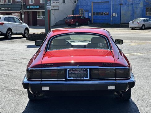 Used 1992 Jaguar XJS V12 Coupe RWD image 4