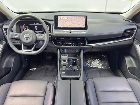 Used 2024 Nissan Rogue SL w/ SL Premium Package FWD image 12