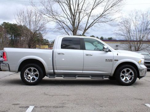 Used 2017 RAM 1500 Laramie w/ Convenience Group image 4