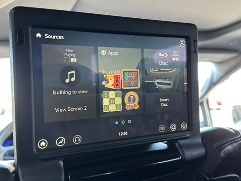 Used 2018 Chrysler Pacifica Limited image 15