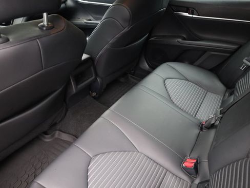 Used 2023 Toyota Camry SE FWD image 21