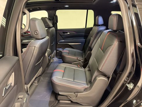 New 2026 Chevrolet Traverse RS FWD image 14