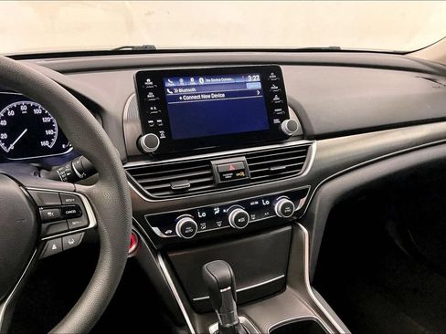 Used 2022 Honda Accord LX image 5