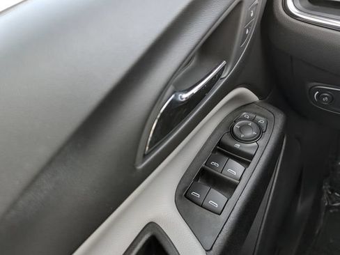 Used 2024 Chevrolet Equinox LS w/ LS Convenience Package FWD image 28