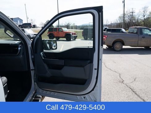 Used 2025 Ford F150 XLT w/ Equipment Group 301A Standard AWD/4WD image 15