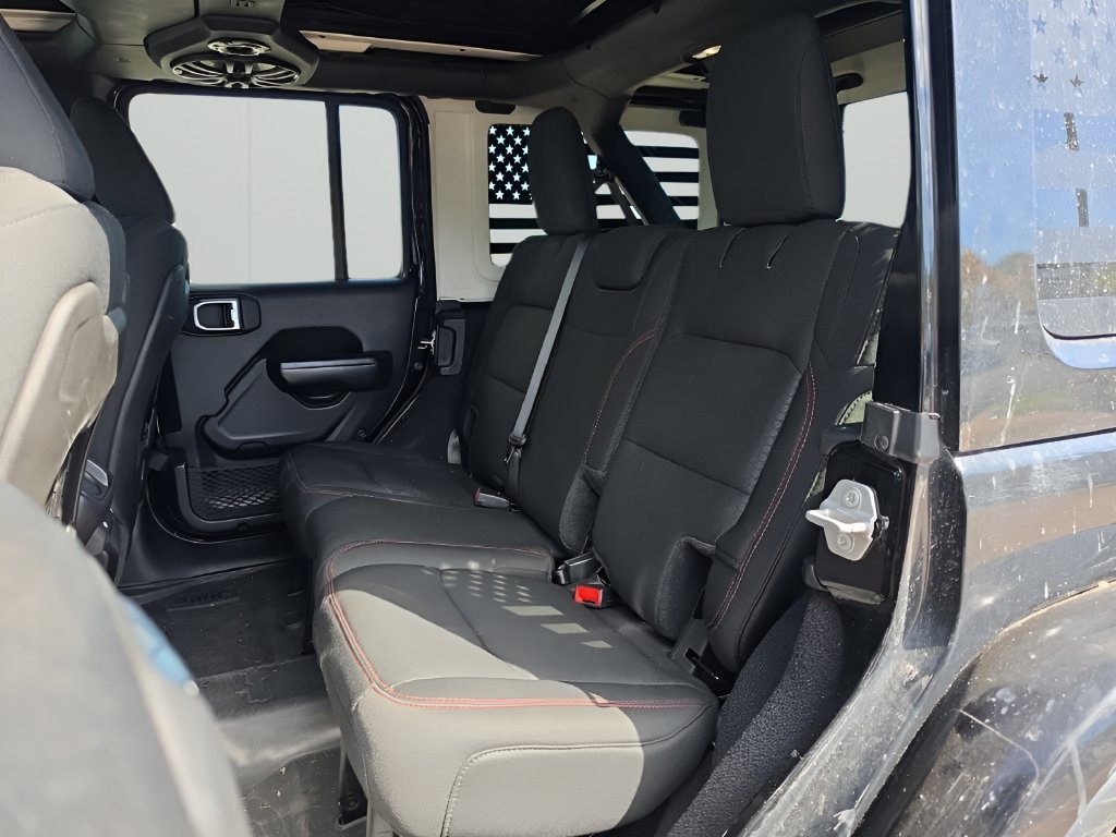 Used 2019 Jeep Wrangler Unlimited Rubicon AWD/4WD image 12