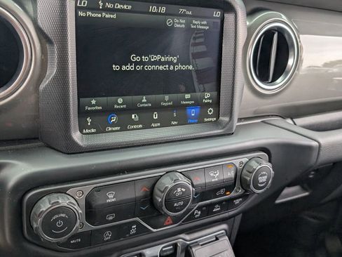 Used 2022 Jeep Wrangler Unlimited Sahara w/ Safety Group image 21