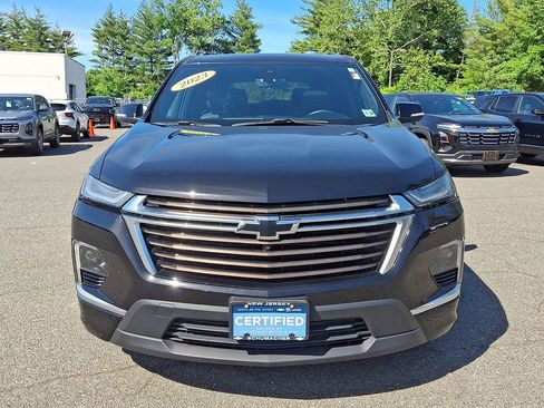 Certified 2023 Chevrolet Traverse High Country AWD/4WD image 2