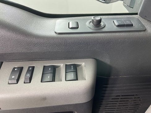 Used 2016 Ford F350 Lariat w/ Lariat Ultimate Package image 27