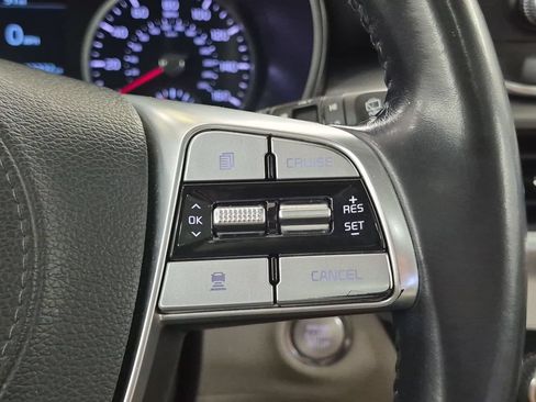 Used 2020 Kia Telluride S w/ S 8 Passenger Seating Package FWD image 19