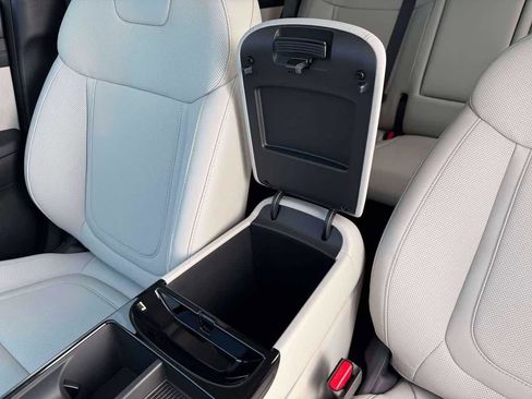 New 2026 Hyundai Tucson SEL image 18