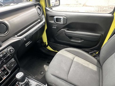 Used 2022 Jeep Wrangler Unlimited Sport AWD/4WD image 30