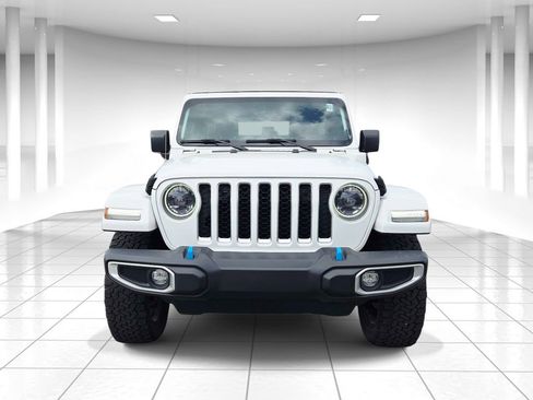 Used 2023 Jeep Wrangler Unlimited Sahara w/ Cold Weather Group image 8