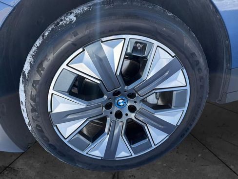 Used 2023 BMW iX xDrive50 w/ Convenience Package image 14