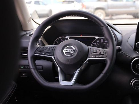 Used 2020 Nissan Sentra SV FWD image 23