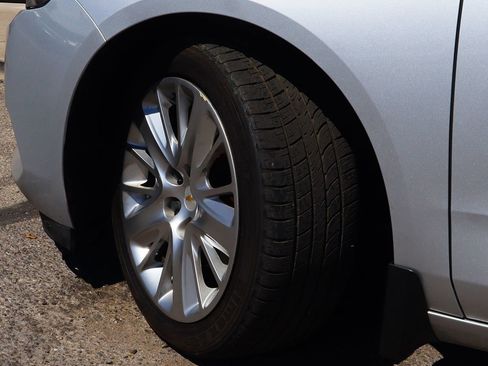 Used 2019 Chevrolet Impala LS image 6