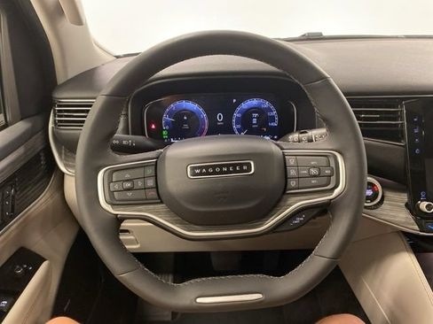 Certified 2024 Jeep Wagoneer L Series III w/ Premium Group I AWD/4WD image 20