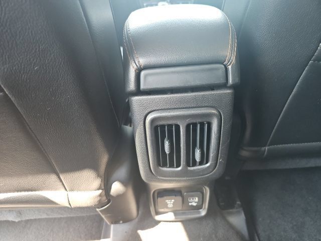 Used 2019 Jeep Compass Limited FWD image 12