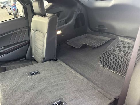 Used 2024 Ford Edge ST-Line image 32