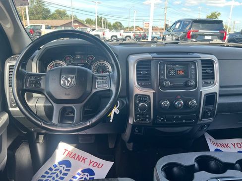 Used 2017 RAM 1500 Big Horn AWD/4WD image 35