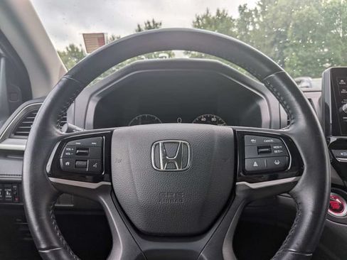 Used 2025 Honda Odyssey EX-L image 28