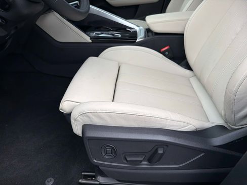 Used 2025 Audi Q5 Premium Plus image 37