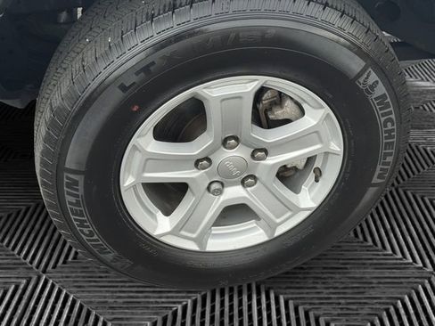 Certified 2022 Jeep Wrangler Unlimited Sport image 10