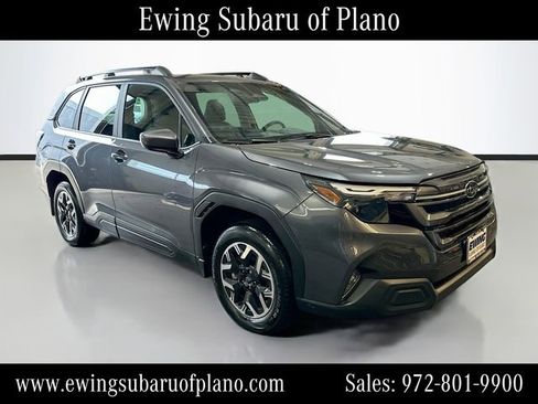 Used 2026 Subaru Forester Premium AWD/4WD image 2