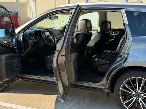 Used 2016 INFINITI QX60 FWD w/ Deluxe Technology Package image 11