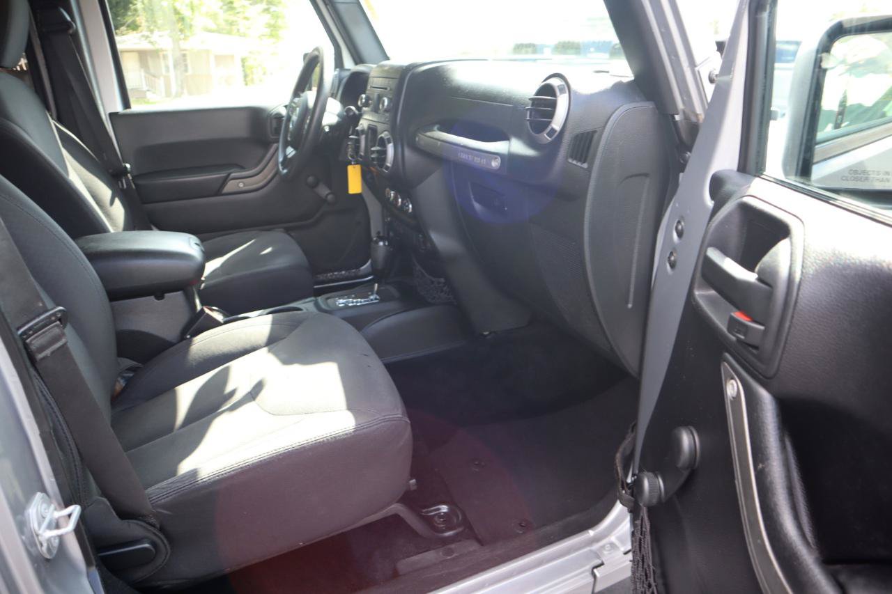 Used 2016 Jeep Wrangler Unlimited Sport AWD/4WD image 14