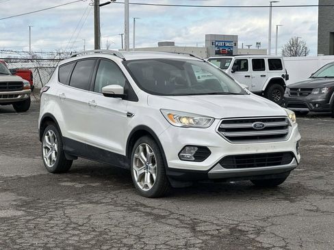 Used 2017 Ford Escape Titanium image 1