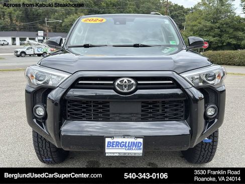 Used 2024 Toyota 4Runner SR5 image 9