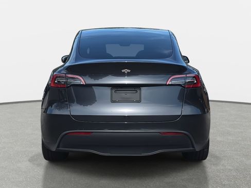 Used 2025 Tesla Model Y Long Range image 6