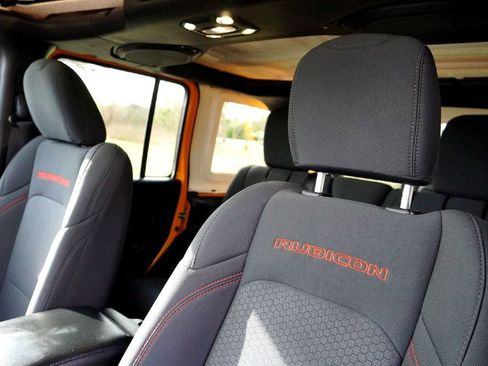 Used 2021 Jeep Wrangler Unlimited Rubicon image 11