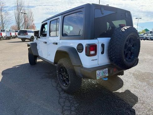 Used 2023 Jeep Wrangler Unlimited AWD/4WD image 13