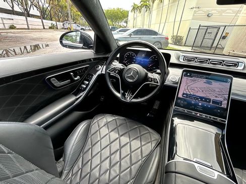 Used 2021 Mercedes-Benz S 580 4MATIC Sedan w/ AMG Line image 9