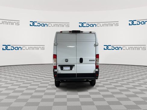 Used 2025 RAM ProMaster 3500 w/ Convenience Group FWD image 8