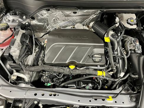 Used 2026 Chevrolet Trax RS w/ Sunroof Package FWD image 24