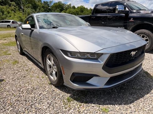 Used 2024 Ford Mustang Coupe RWD image 18