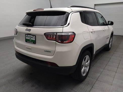 Used 2019 Jeep Compass Latitude FWD image 9