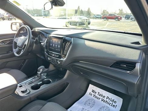Certified 2023 Chevrolet Traverse LT image 27