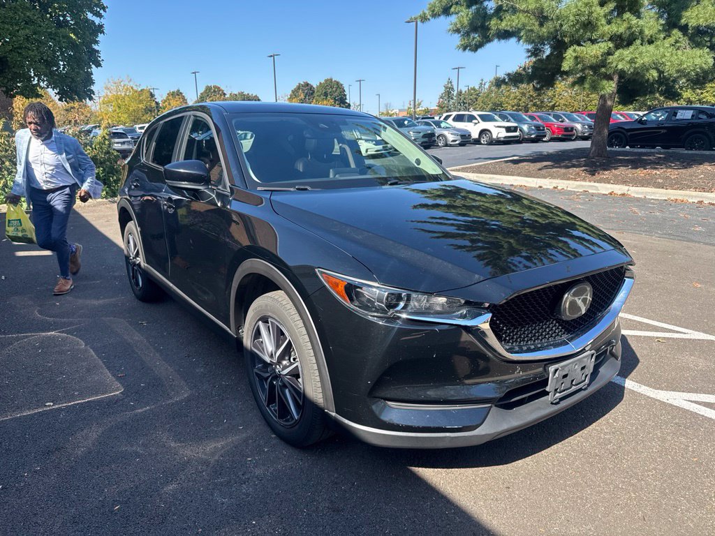 Used 2018 MAZDA CX-5 Touring w/ Preferred Equipment Package AWD/4WD image 4