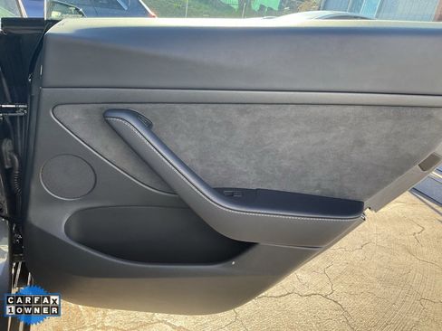 Used 2023 Tesla Model 3 Standard Range image 62