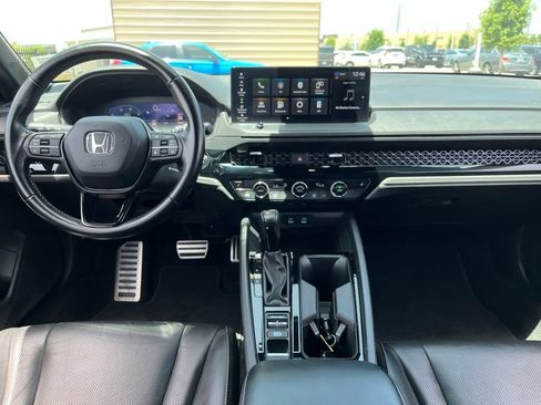 Used 2023 Honda Accord Sport image 17