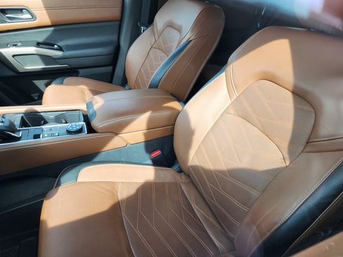 Used 2023 Nissan Pathfinder Platinum AWD/4WD image 7