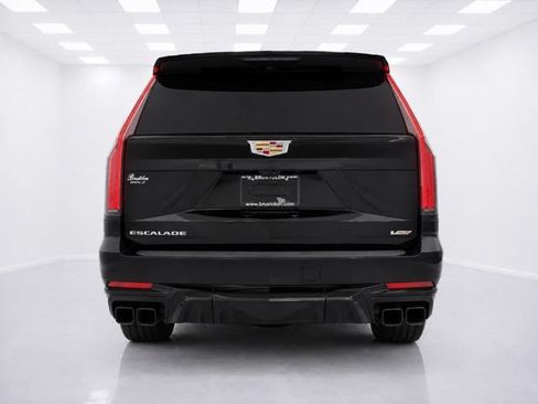 Used 2026 Cadillac Escalade V AWD/4WD image 14