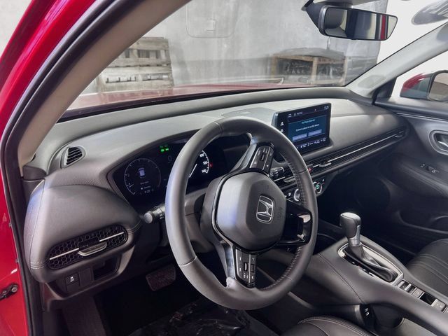 Used 2024 Honda HR-V EX-L image 11