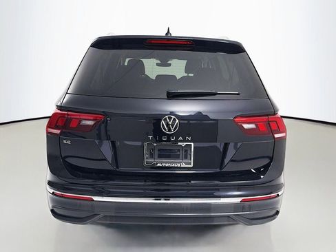Used 2023 Volkswagen Tiguan SE FWD image 6