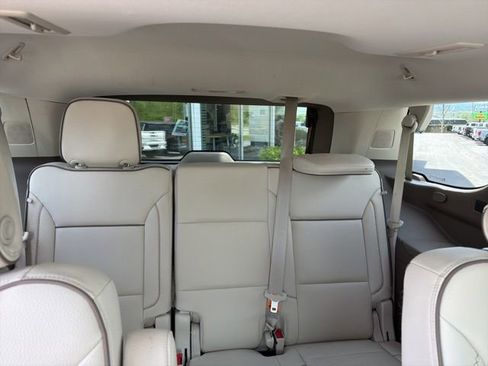 Used 2023 GMC Yukon Denali AWD/4WD image 10